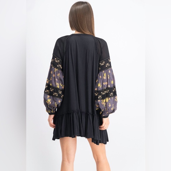 Free People Mix It Up Beaded
Embroidered High-Low Peasant Tunic - Picture 7 of 9